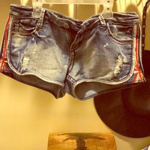 Distressed British themed shorts